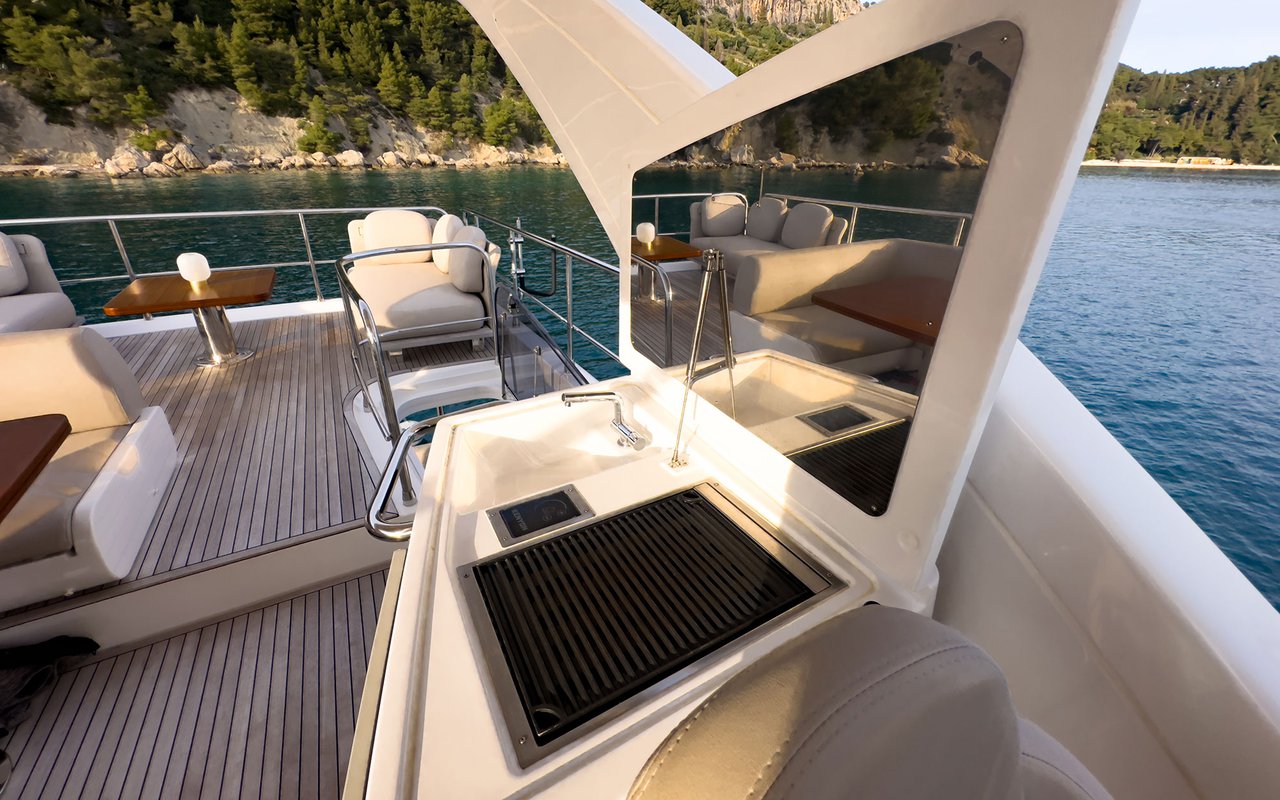 Azimut 55 Fly — photo 19