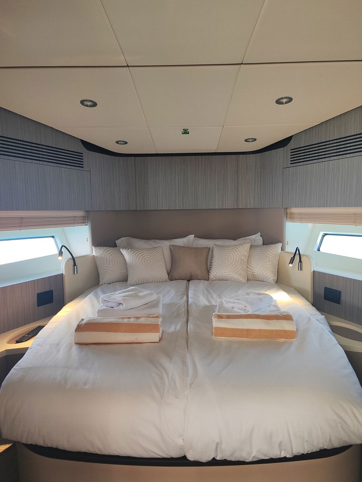 Azimut 55 Fly — photo 8