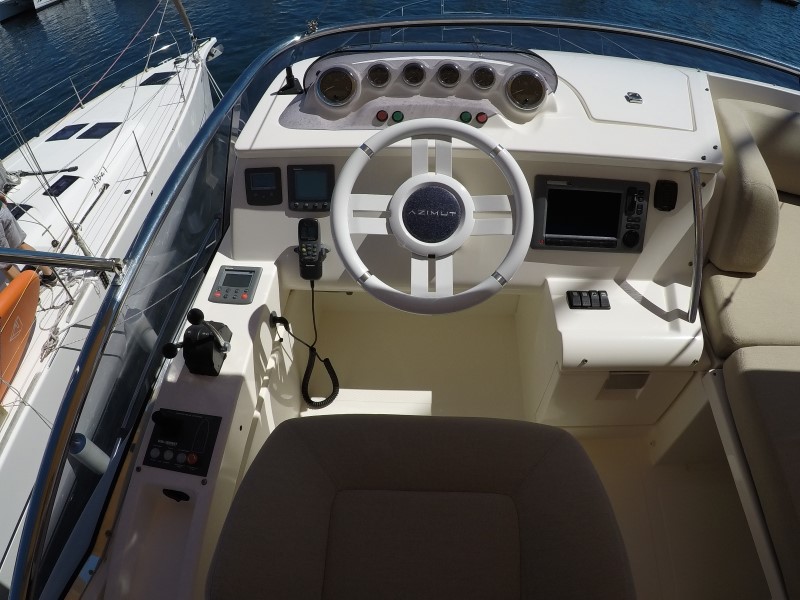 Azimut 47 — photo 9