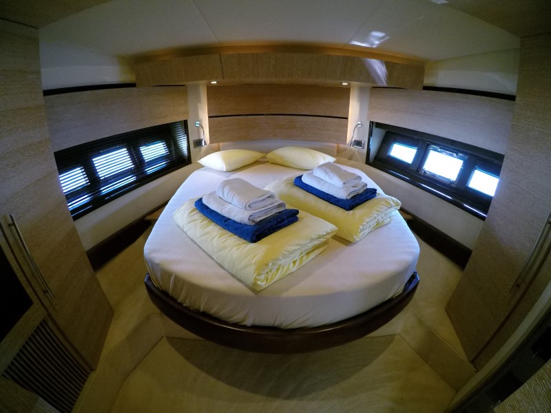 Azimut 47 — photo 21