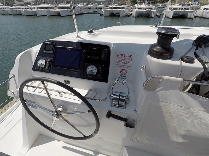 Lagoon 42 - 4 + 2 cab. — photo 6