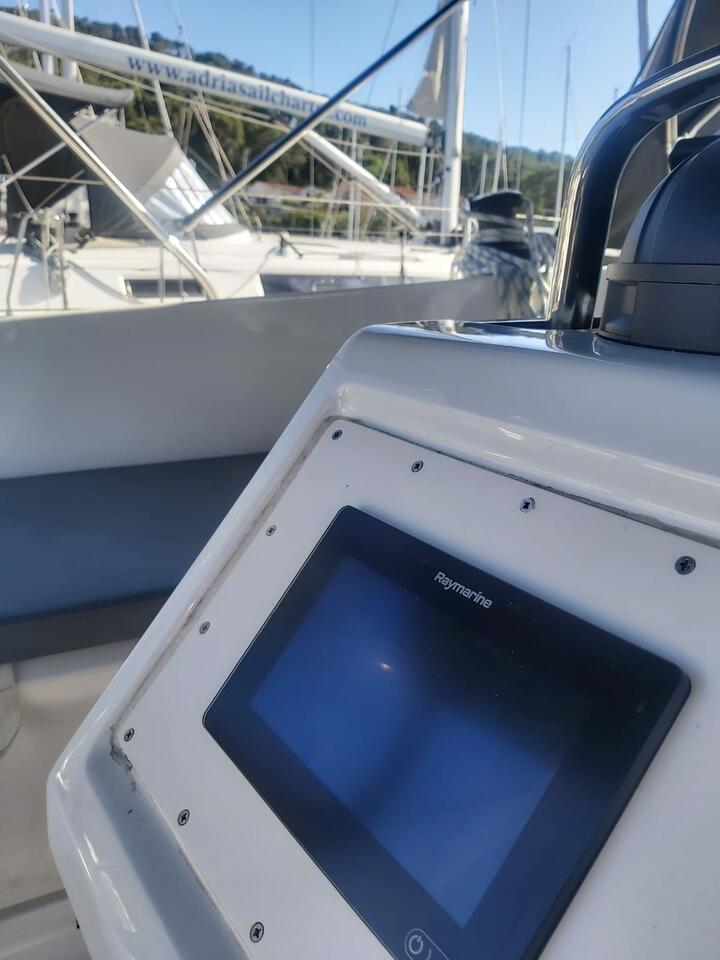 Bavaria Cruiser 41 - 3 cab. — photo 9