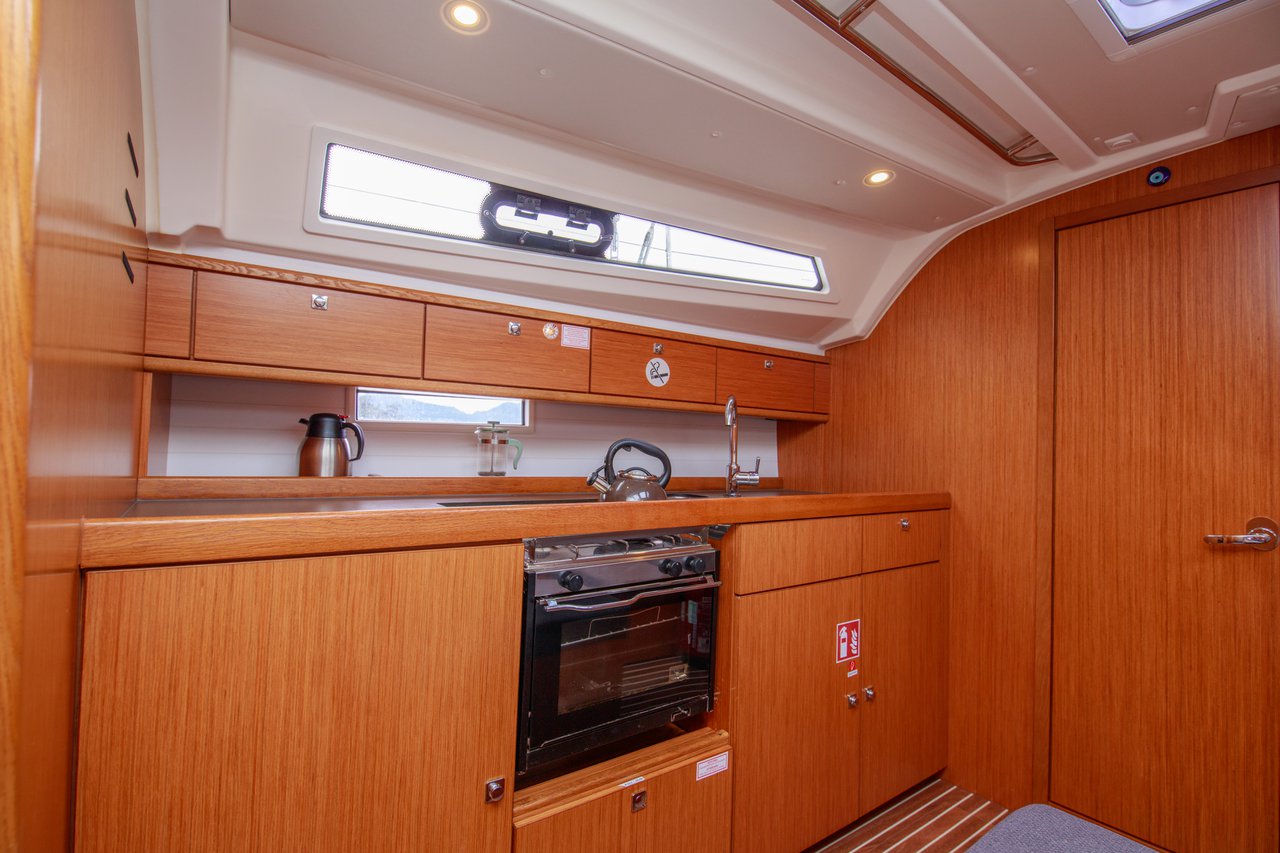 Bavaria Cruiser 41 - 3 cab. — photo 12
