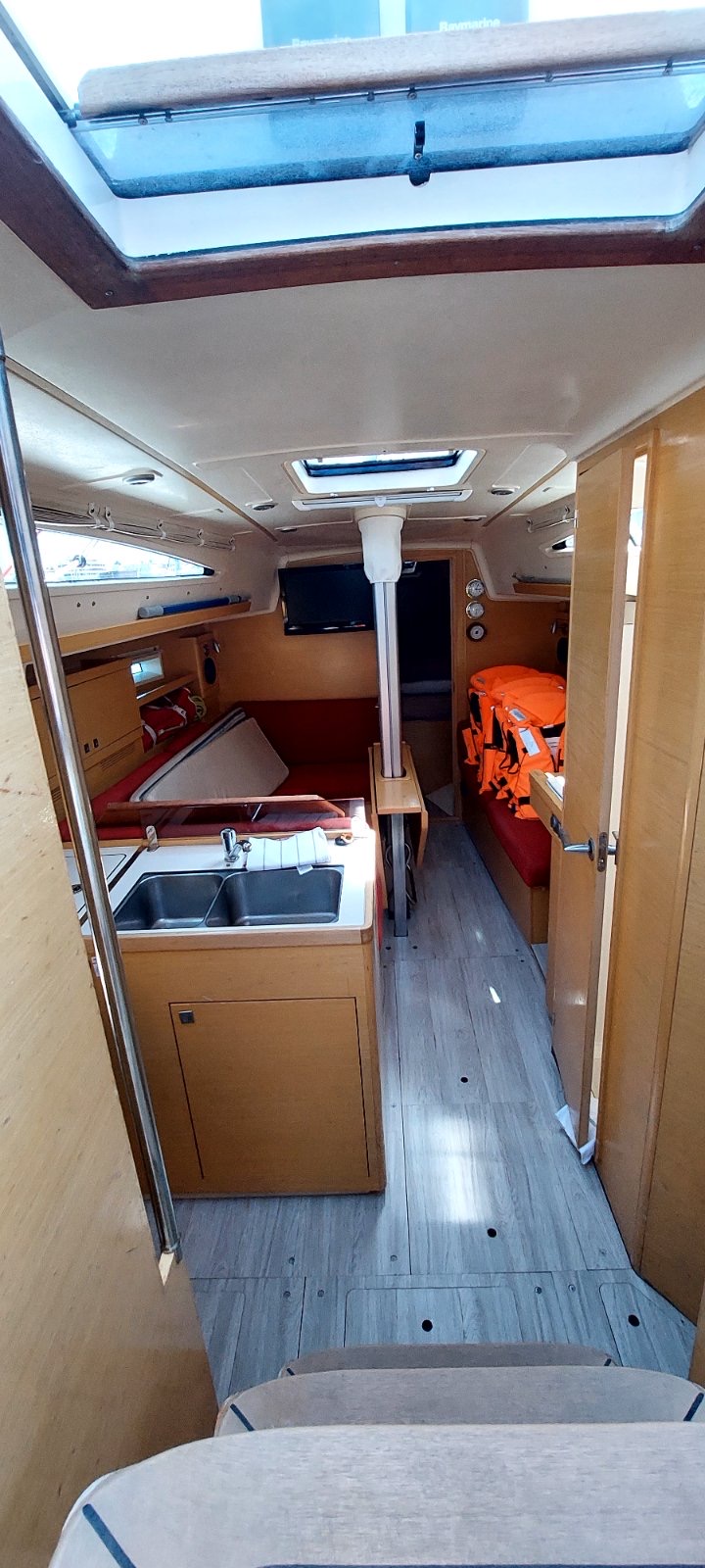 Elan 350 Performance - 3 cab. — photo 5