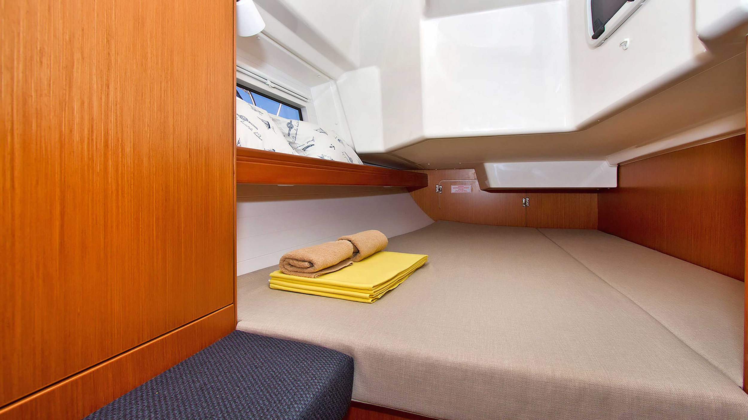 Bavaria Cruiser 34 — photo 16