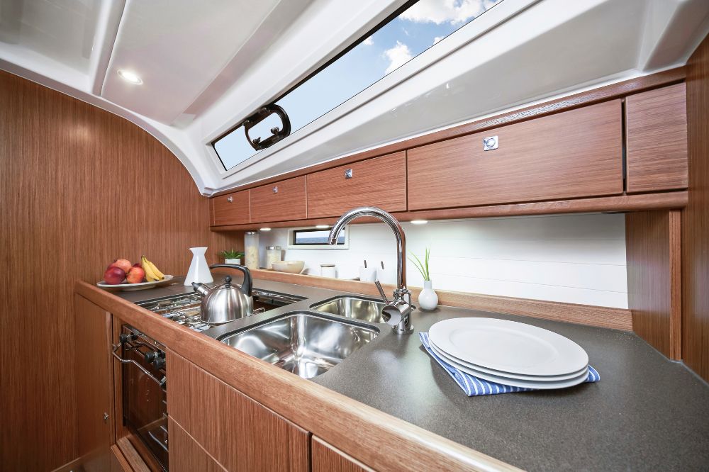 Bavaria Cruiser 41 - 3 cab. — photo 13