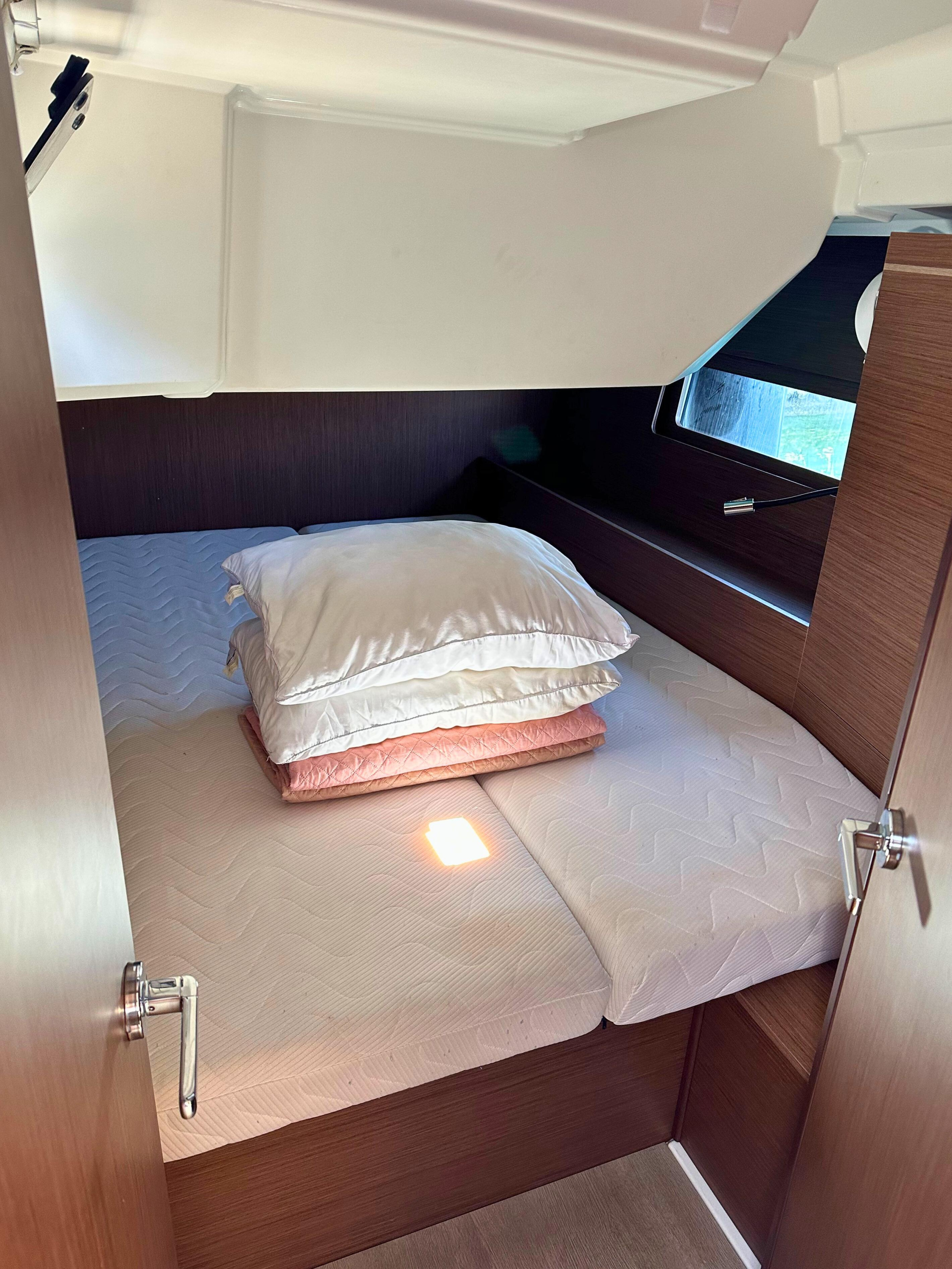 Oceanis 46.1 — photo 11