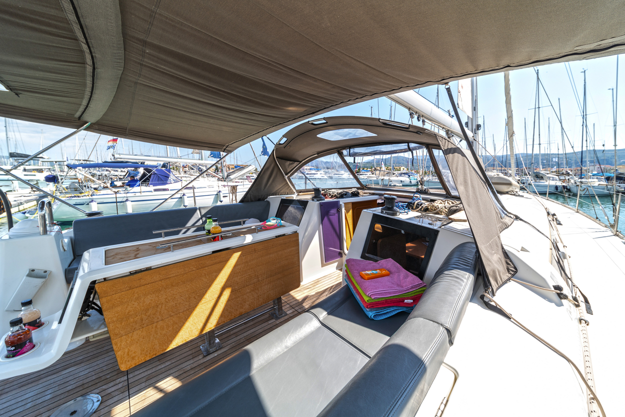 Dufour 460 GL — photo 11