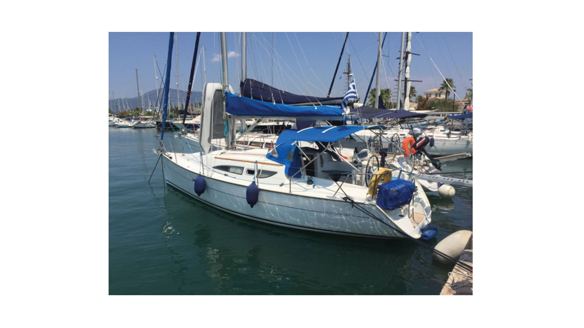 Sun Odyssey 32 — photo 1