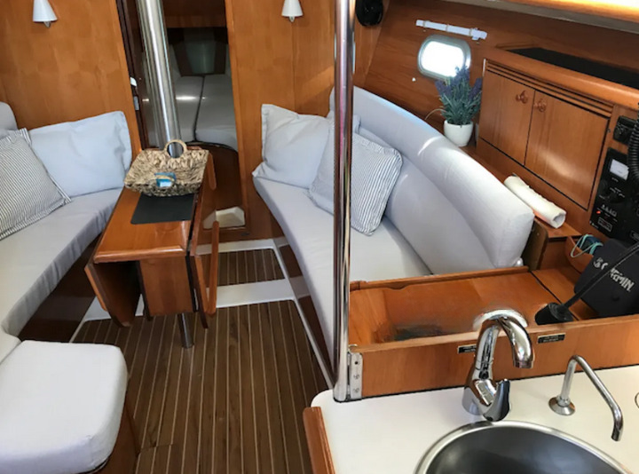 Sun Odyssey 32 — photo 4