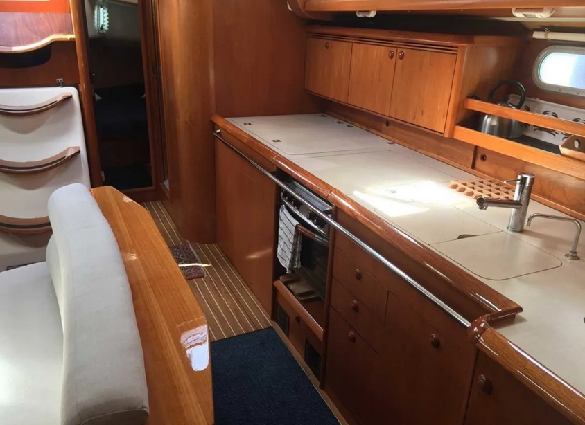Sun Odyssey 49 — photo 7