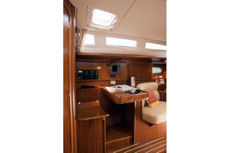 Sun Odyssey 40.3 — photo 8