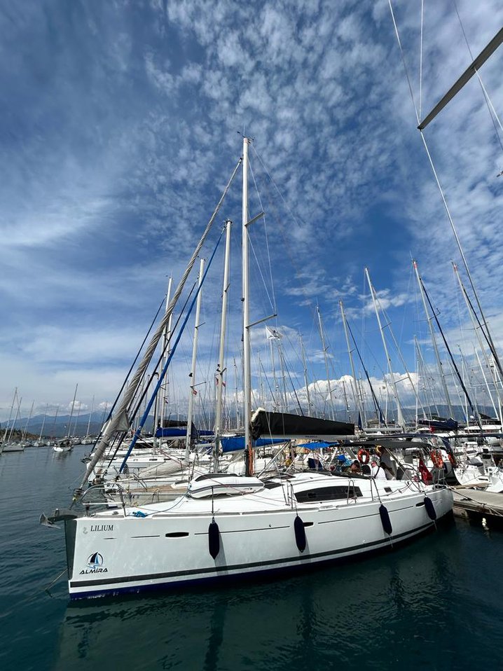 Oceanis 43 Family - 4 cab. — photo 3