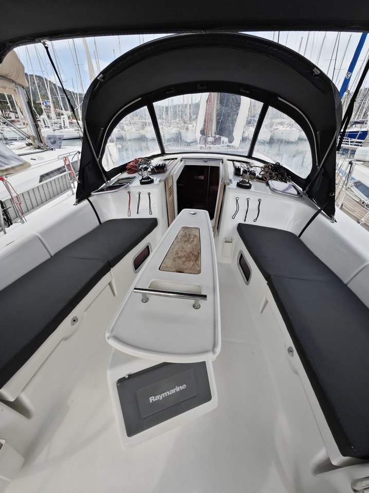 Oceanis 43 Family - 4 cab. — photo 5