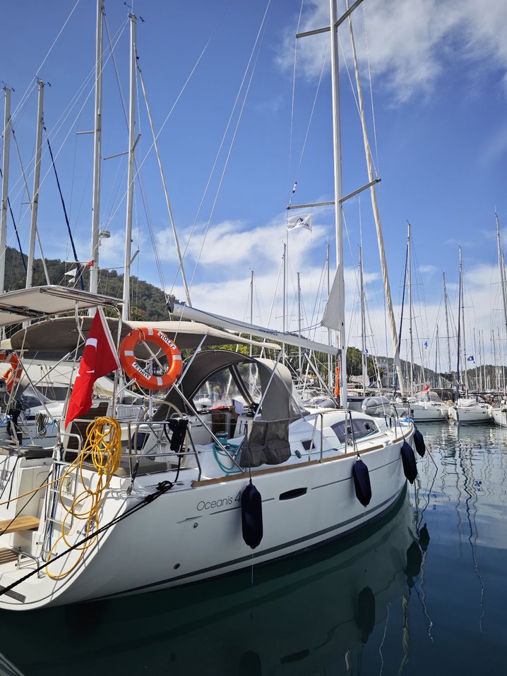Oceanis 40 — photo 11