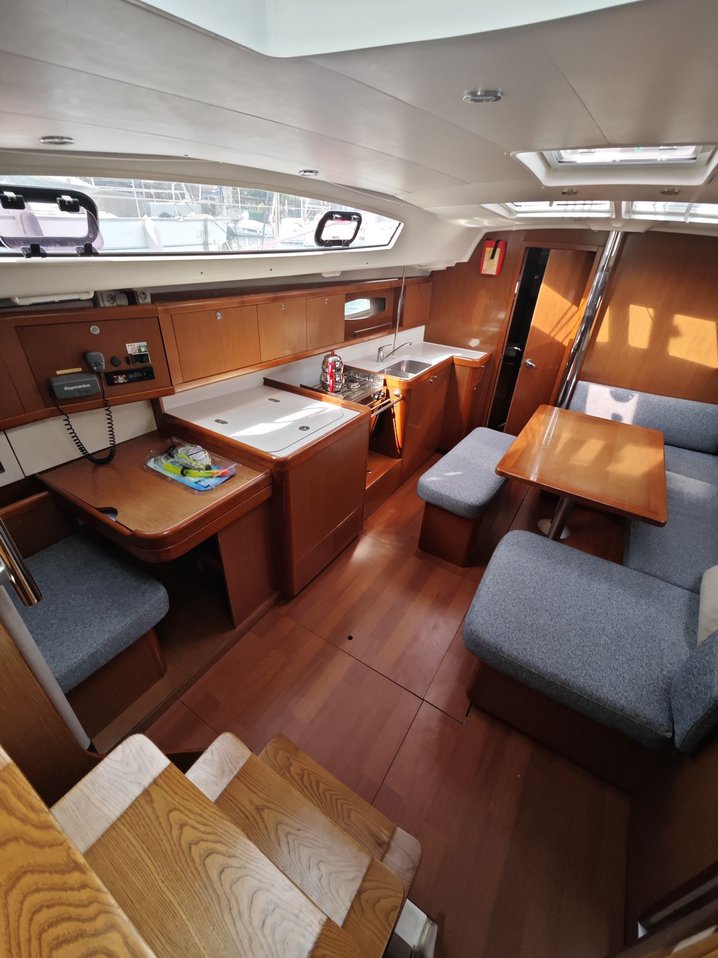 Oceanis 40 — photo 19