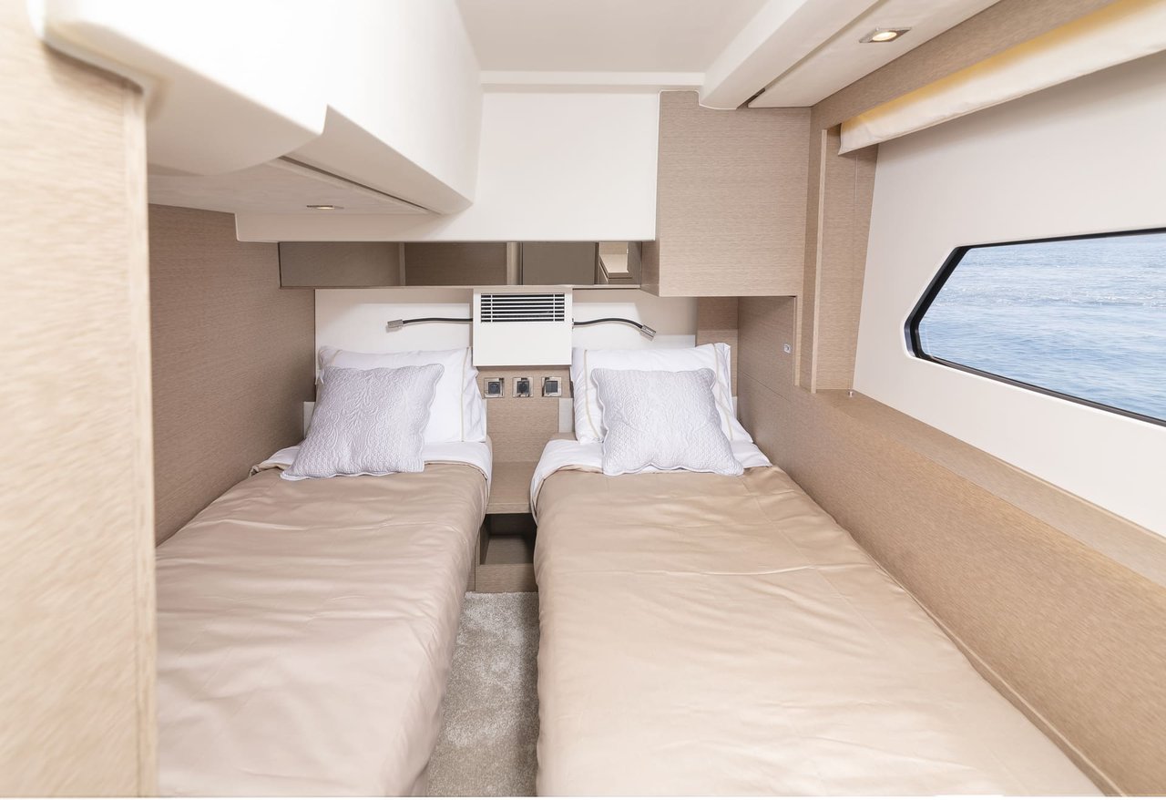 Prestige 460 Fly - 3 + 1 cab. — photo 21