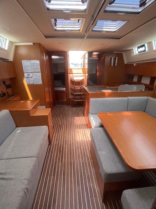 Bavaria C50 Holiday - 5 cab. — photo 8