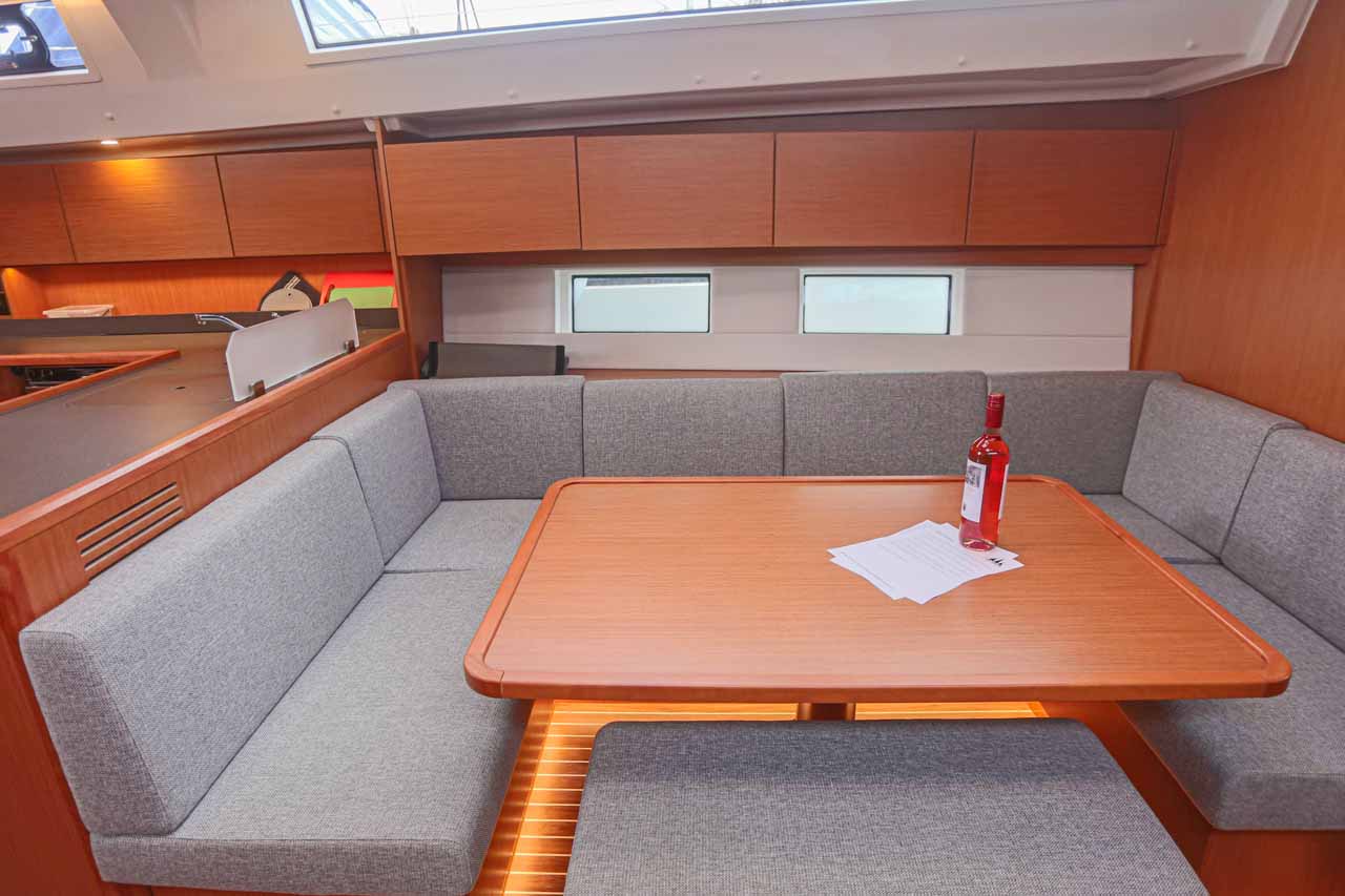 Bavaria C45 - 4 cab. — photo 9