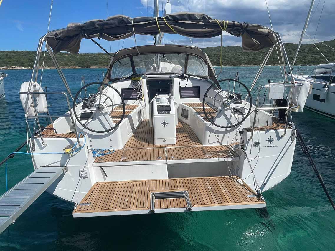 Sun Odyssey 410 - 3 cab. — photo 1