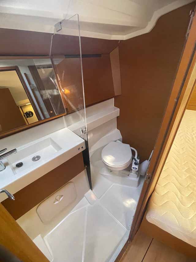 Sun Odyssey 410 - 3 cab. — photo 10