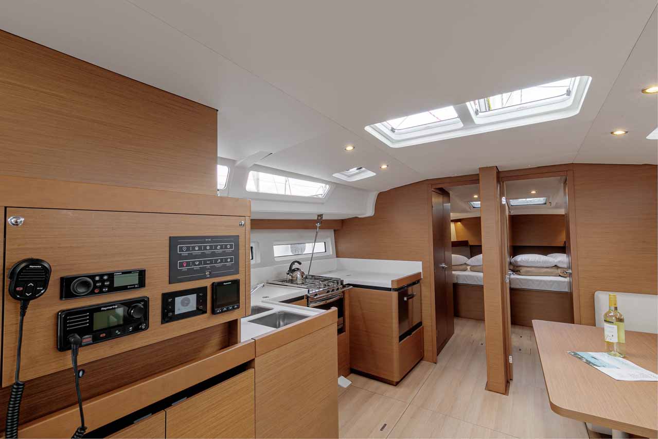 Sun Odyssey 490 - 5 cab. — photo 10