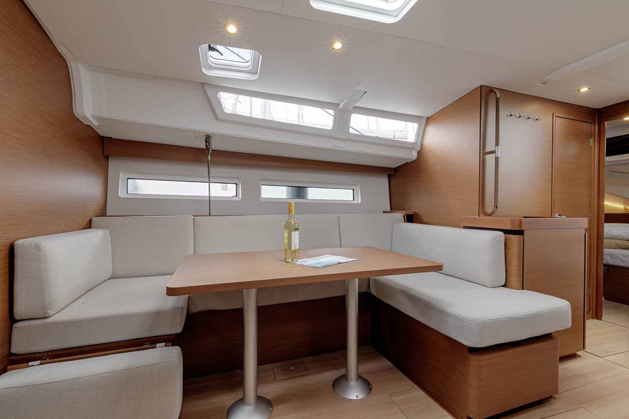 Sun Odyssey 490 - 5 cab. — photo 12