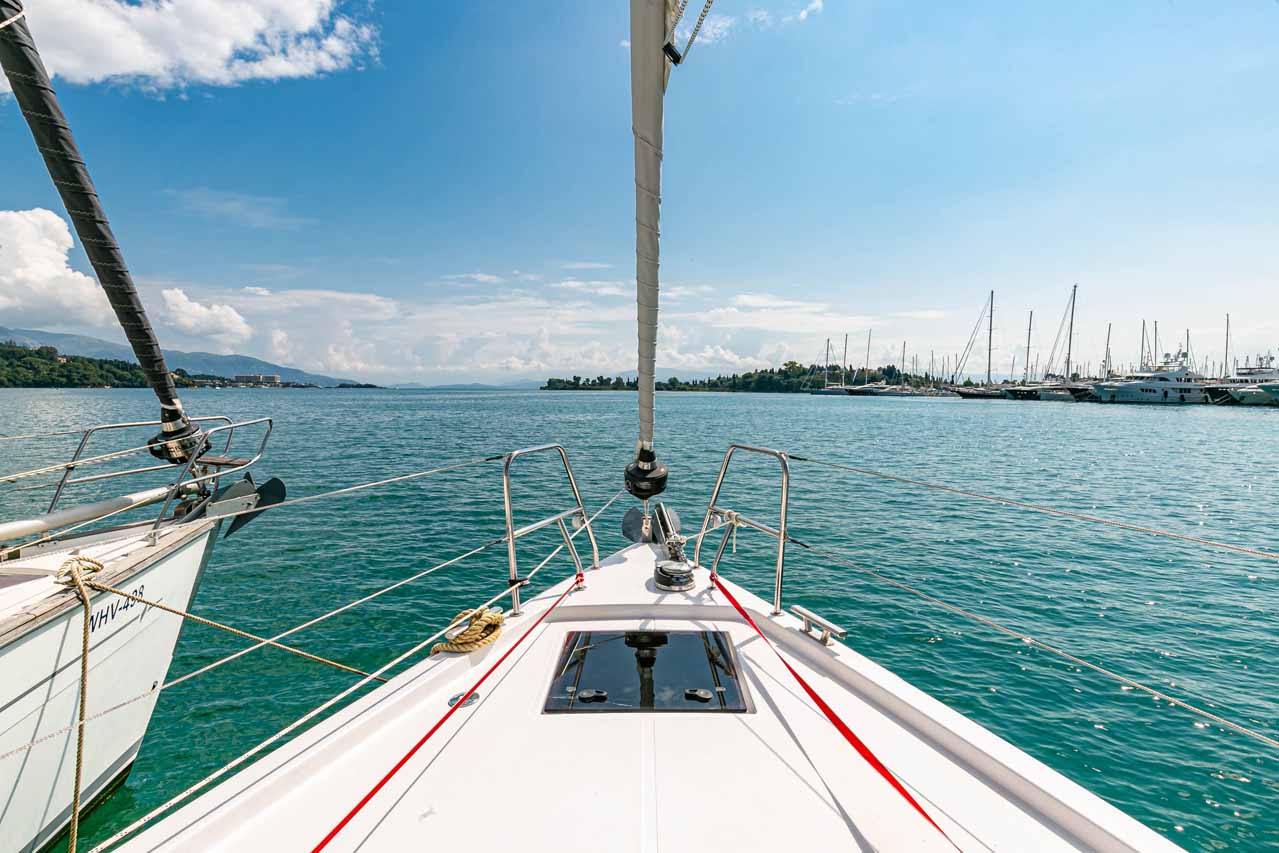 Bavaria C45 - 4 cab. — photo 4