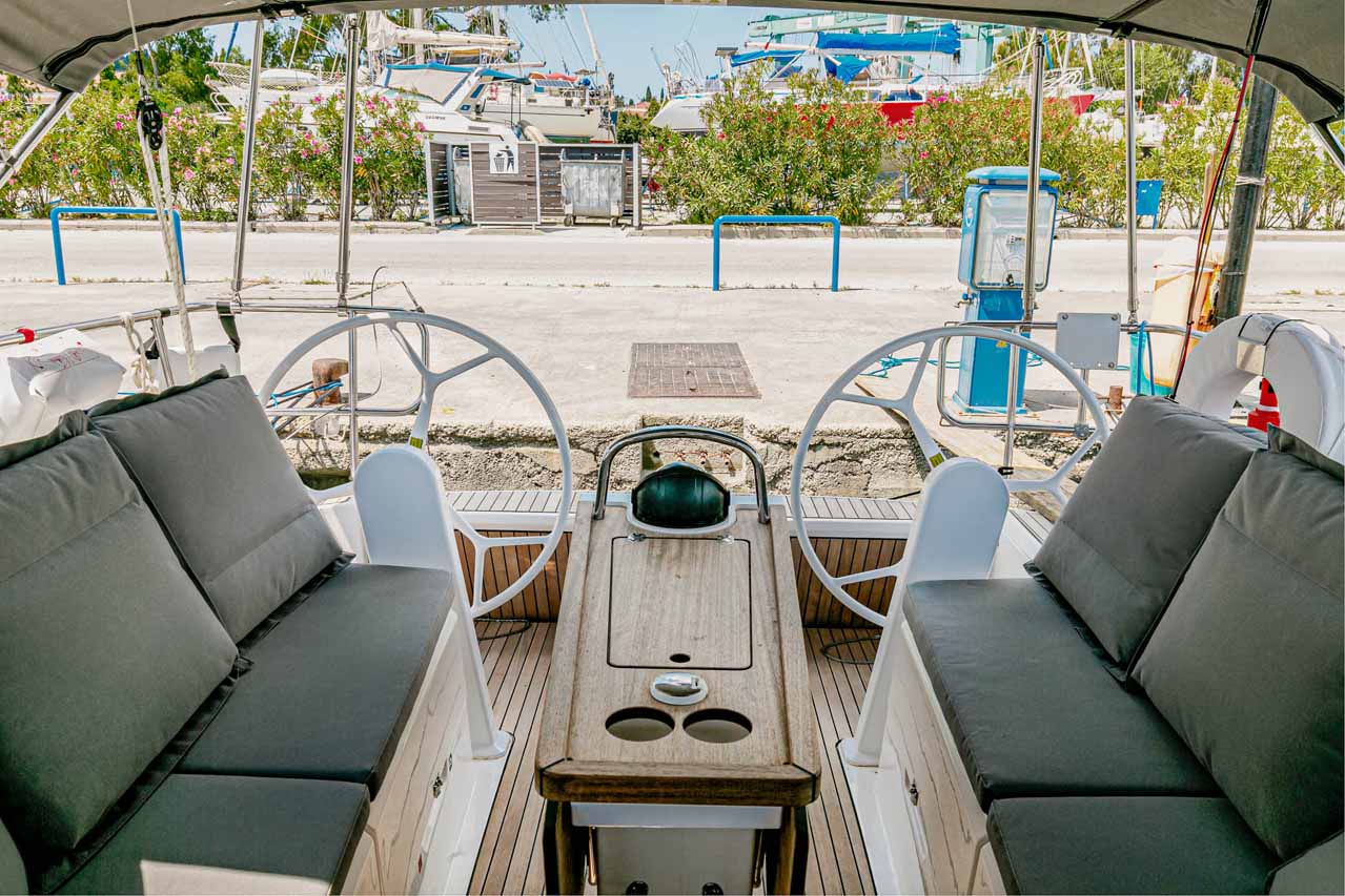 Bavaria Cruiser 34 — photo 9