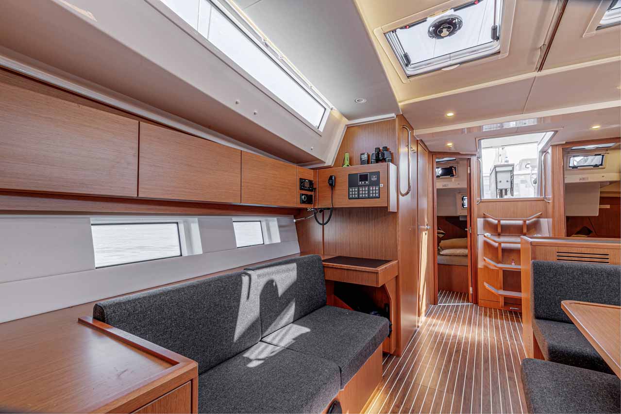 Bavaria C45 - 4 cab. — photo 12