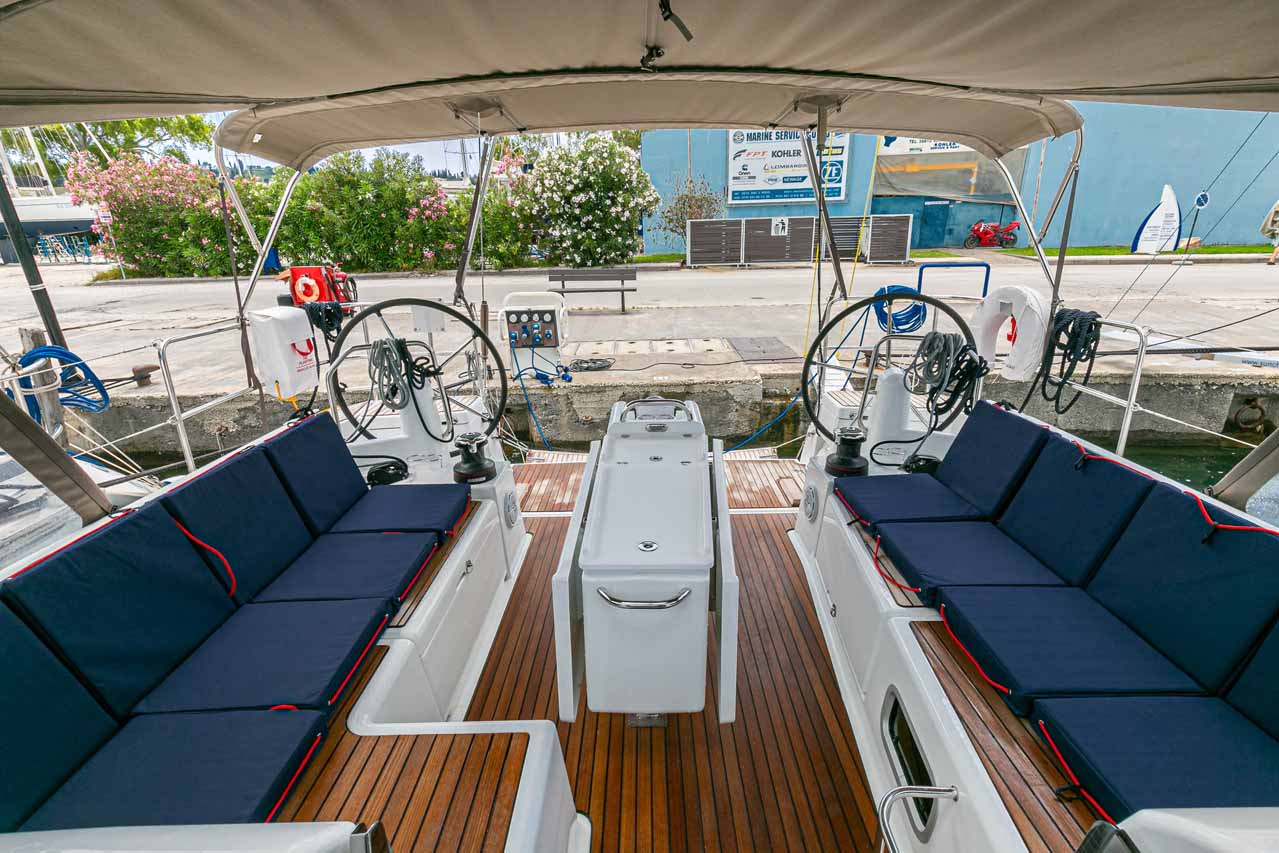 Sun Odyssey 440 - 4 cab. — photo 8