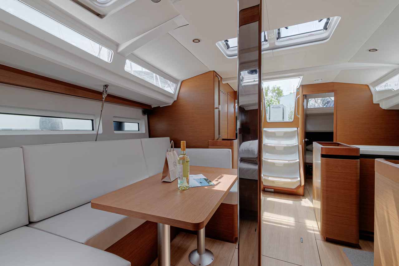 Sun Odyssey 440 - 4 cab. — photo 12