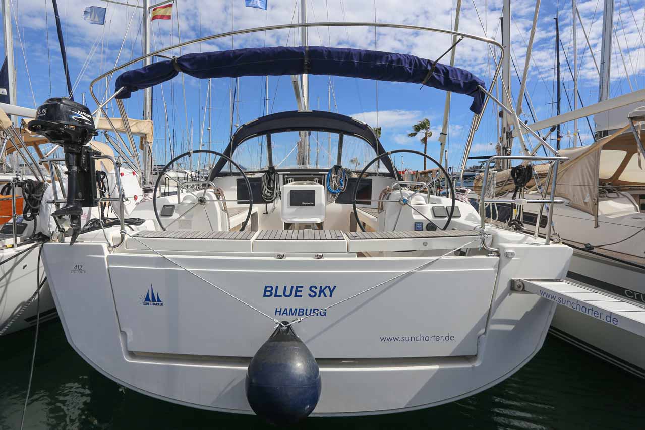 Dufour 412 — photo 1