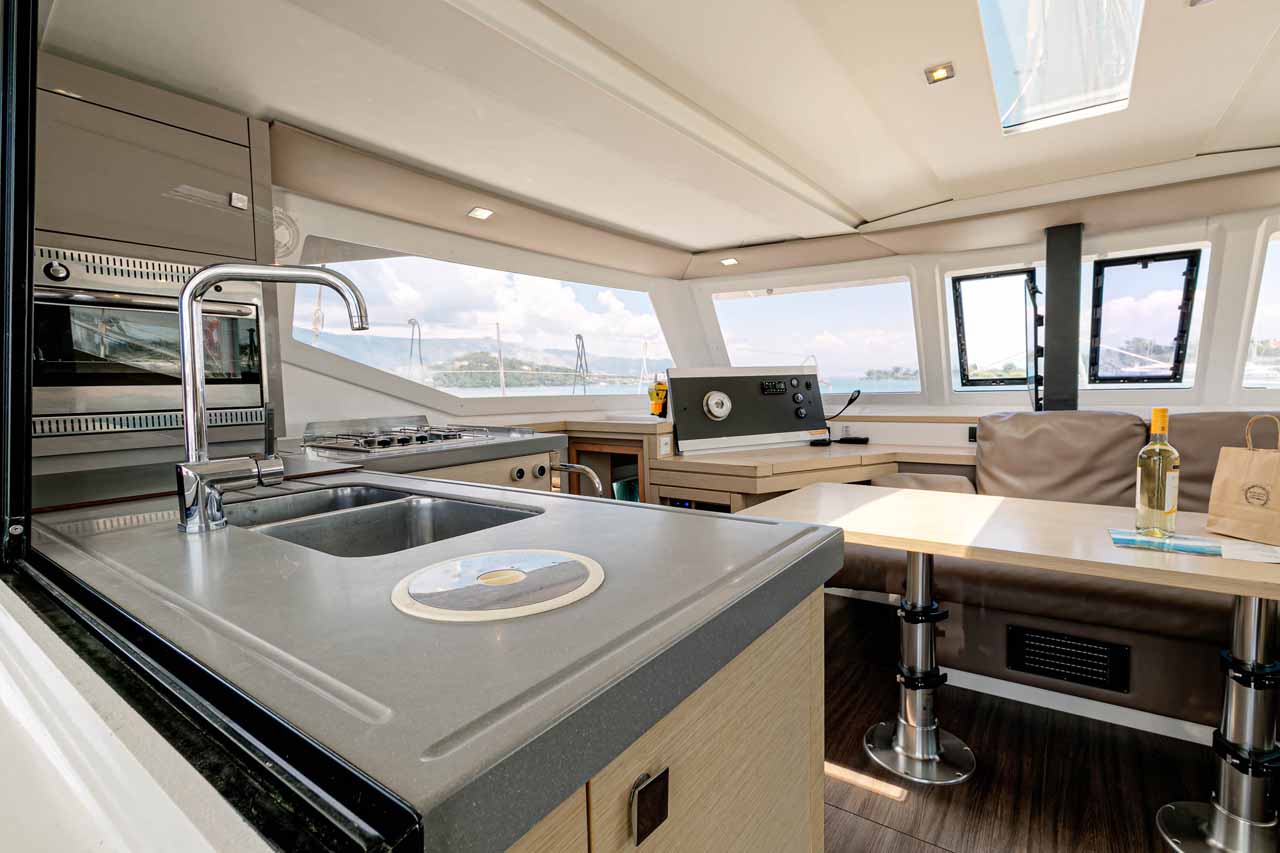 Fountaine Pajot Lucia 40 - 4 cab. — photo 15