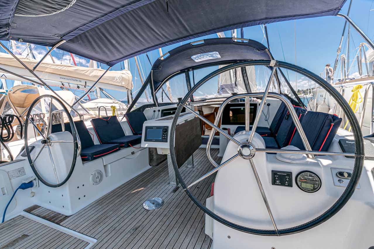 Dufour 382 GL — photo 7