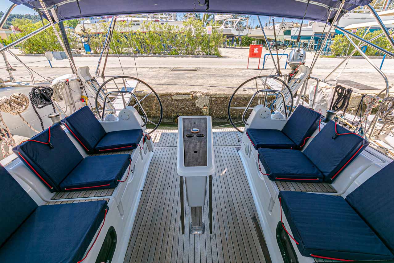 Dufour 382 GL — photo 8