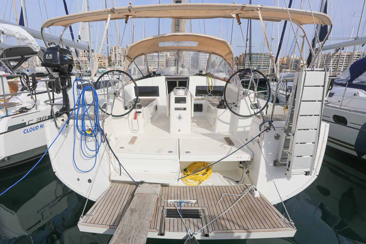 Sun Odyssey 440 - 4 cab. — photo 3