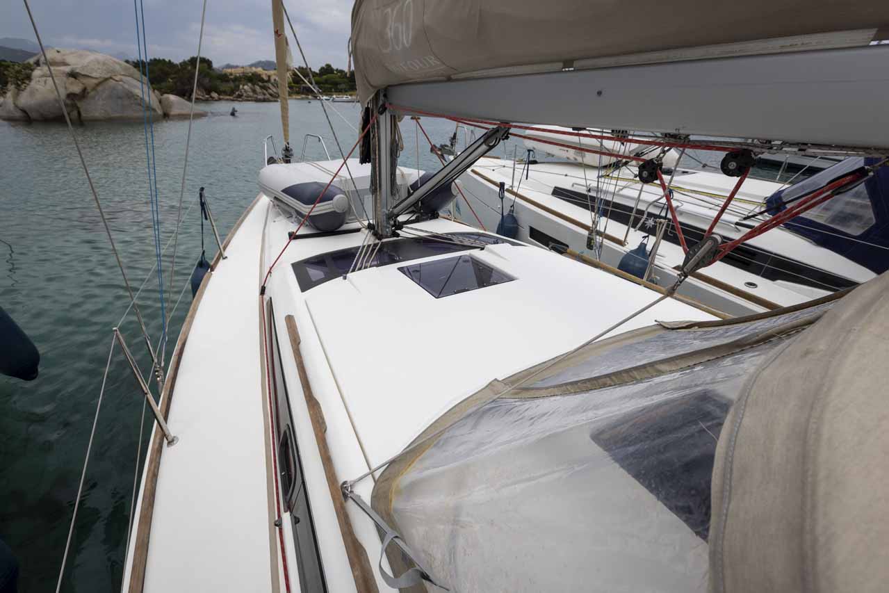 Dufour 360 GL - 3 cab. — photo 5