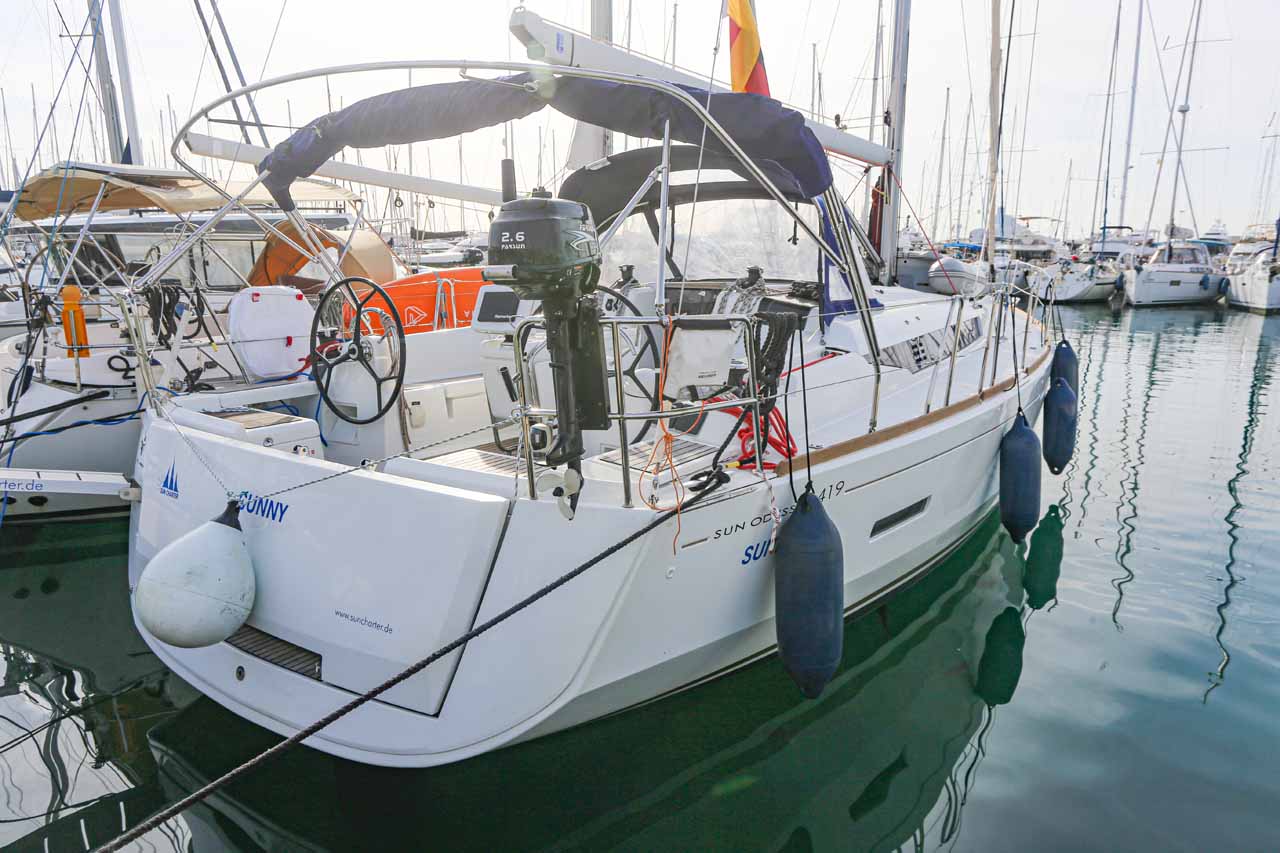 Sun Odyssey 419 - 3 cab. — photo 3