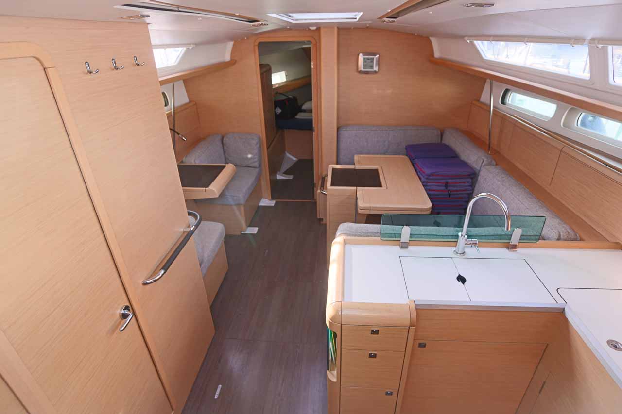 Sun Odyssey 419 - 3 cab. — photo 7