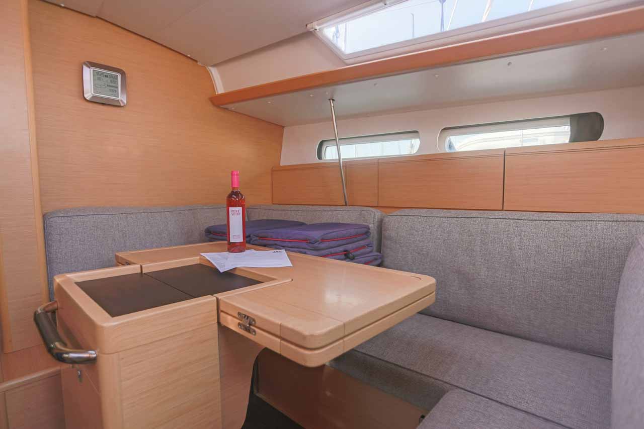 Sun Odyssey 419 - 3 cab. — photo 9