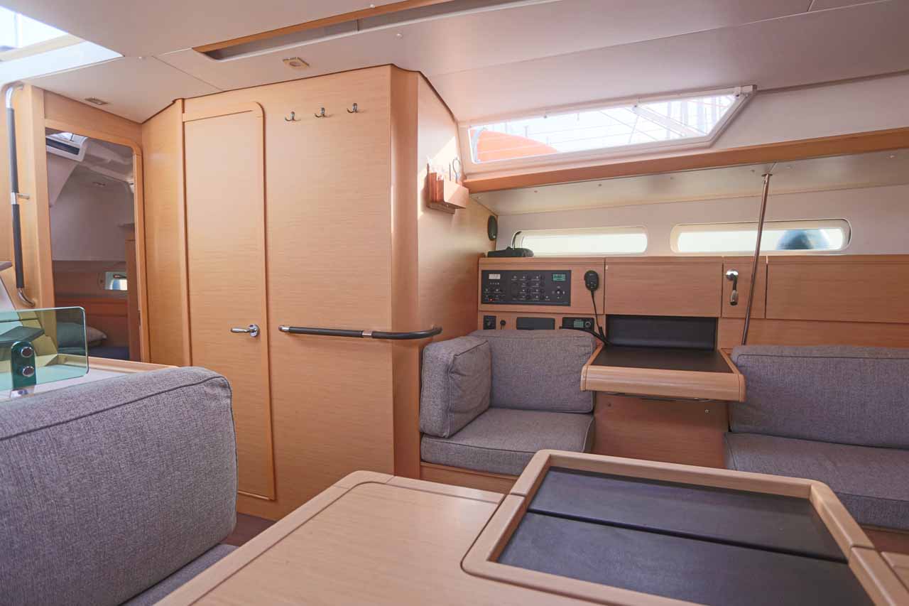 Sun Odyssey 419 - 3 cab. — photo 10