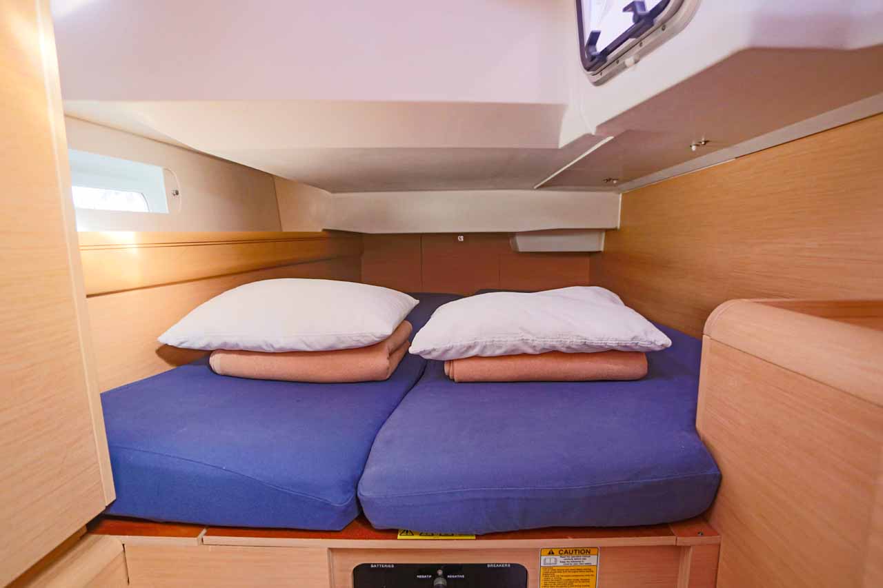 Sun Odyssey 419 - 3 cab. — photo 14
