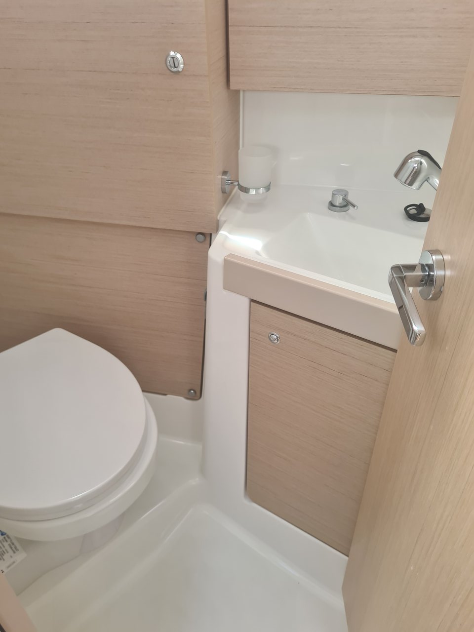 Oceanis 38.1 — photo 13
