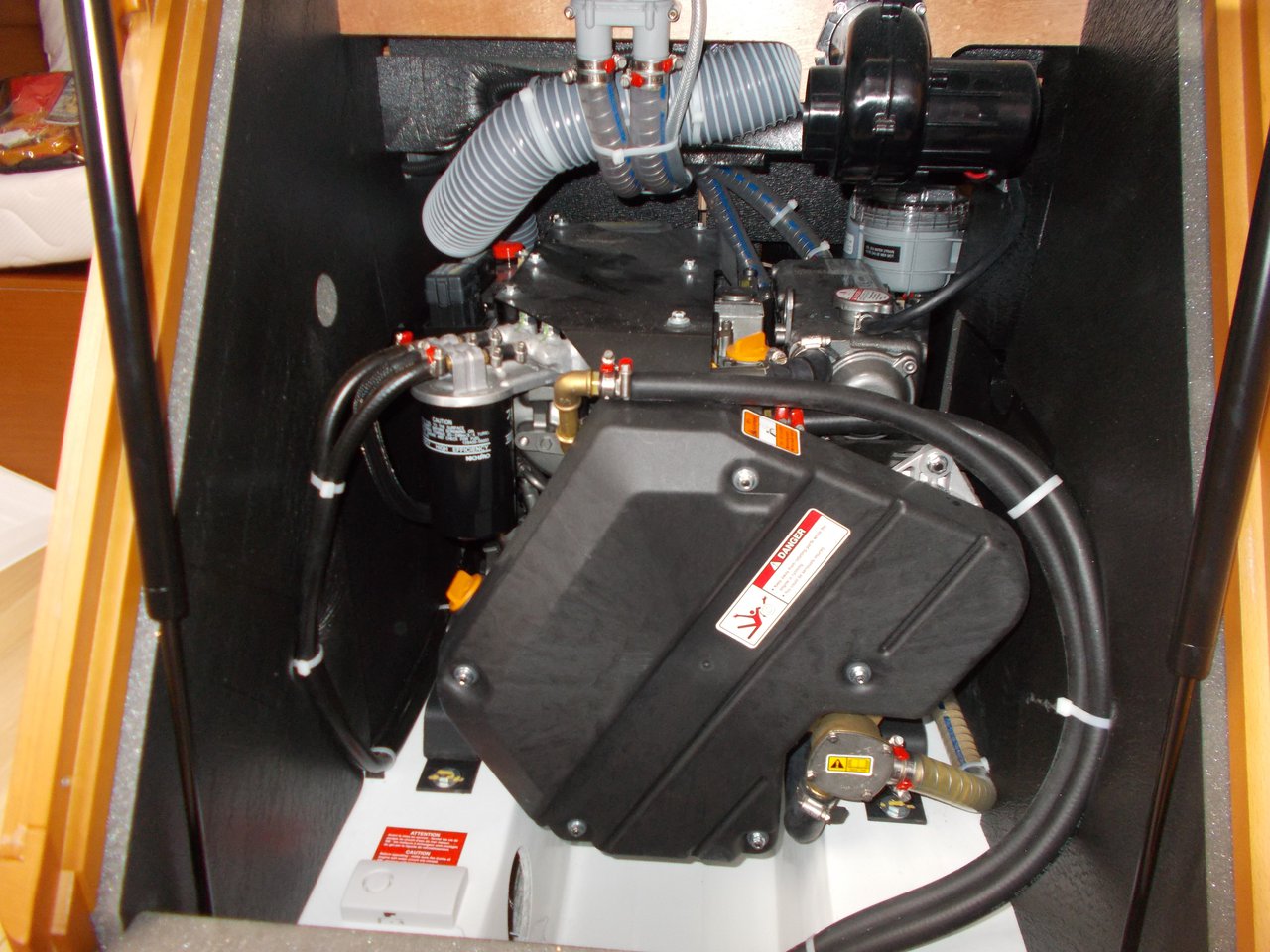 Sun Odyssey 419 - 3 cab. — photo 10