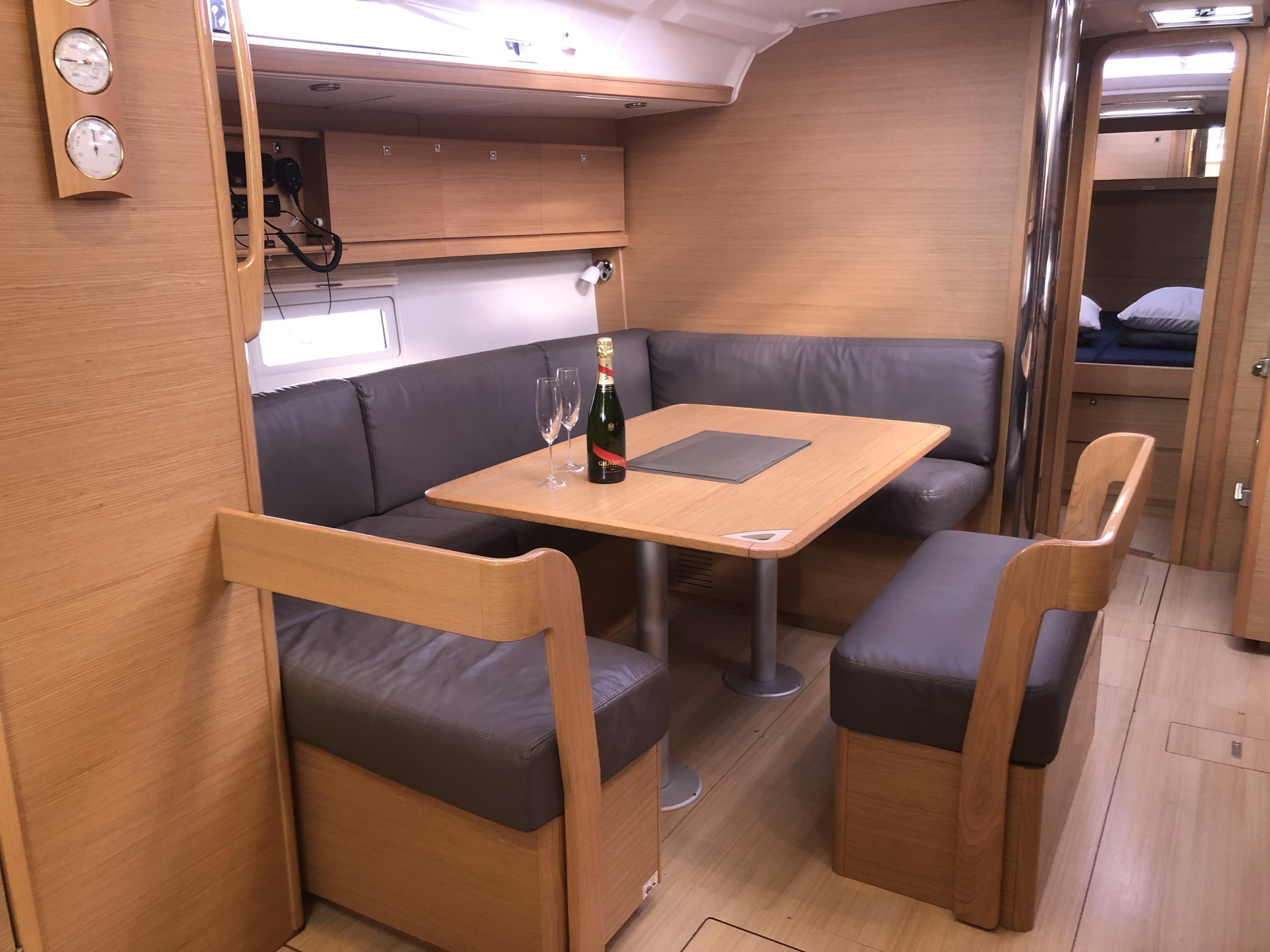 Dufour 430 — photo 12