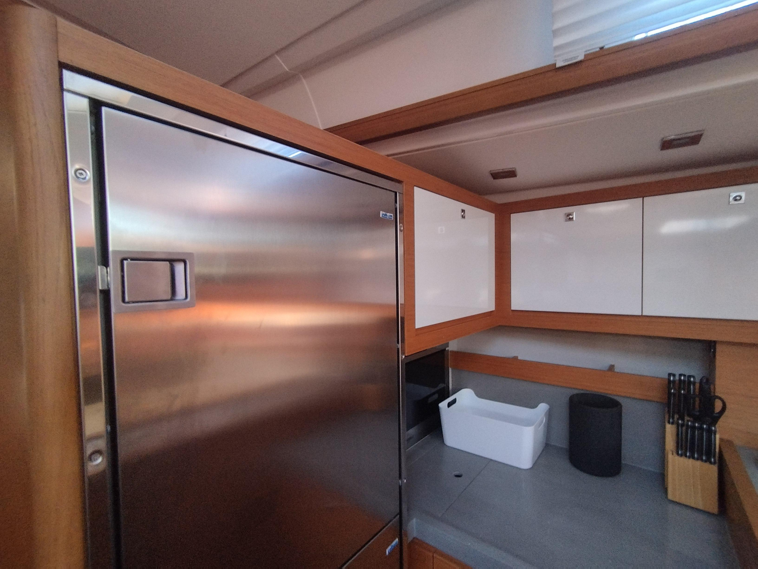 Dufour 530 - 4 + 1 cab. — photo 18