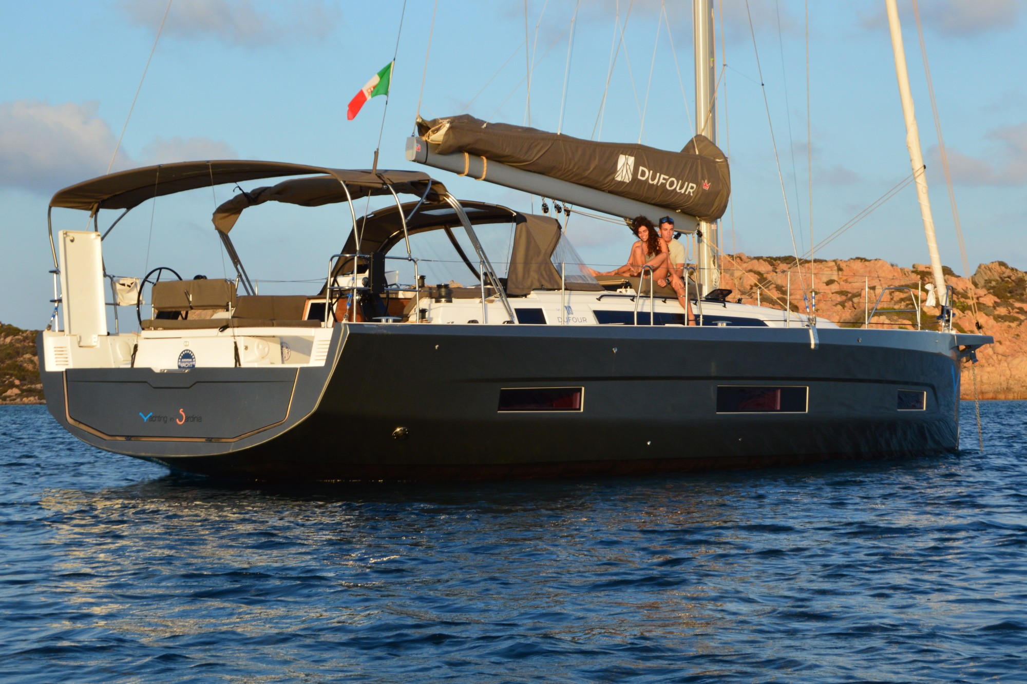 Dufour 470 - 3 cab. — photo 1