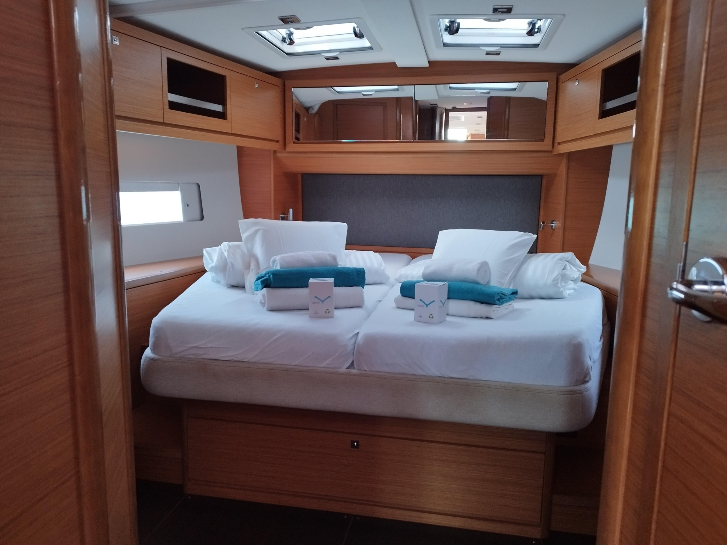 Dufour 470 - 3 cab. — photo 19