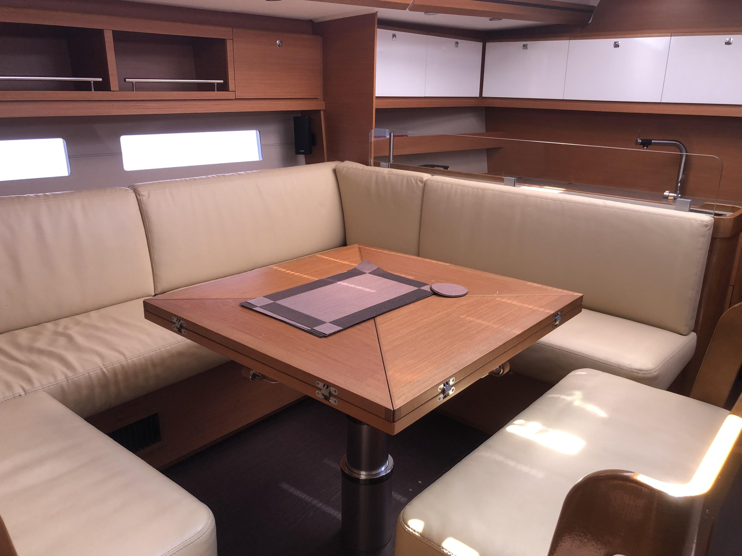 Dufour 56 Exclusive - 5 + 1 cab. — photo 11